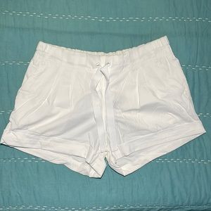 Lululemon women shorts